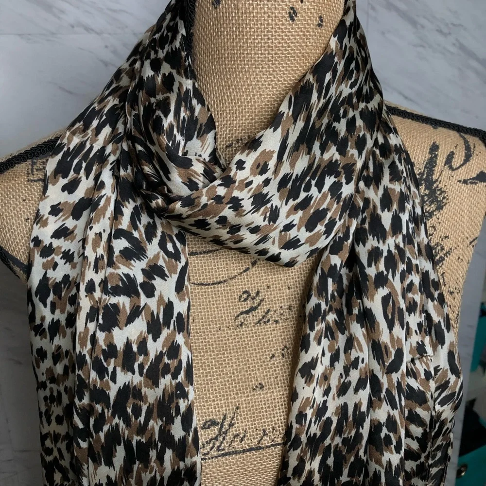 Bundle of Two Printed Wrap Scarves 1 Leopard & 1 Floral Lace Polyester 17.5”x70”